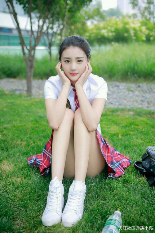 AYX GAME-仰泳新秀波兰表现超越预期，仰泳 播放